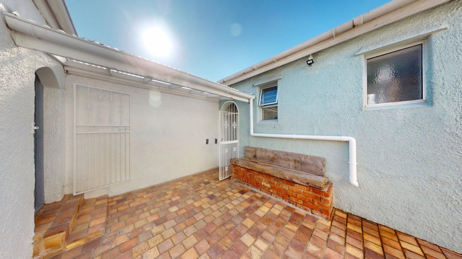 2 Bedroom Property for Sale in Richmond Hill Eastern Cape